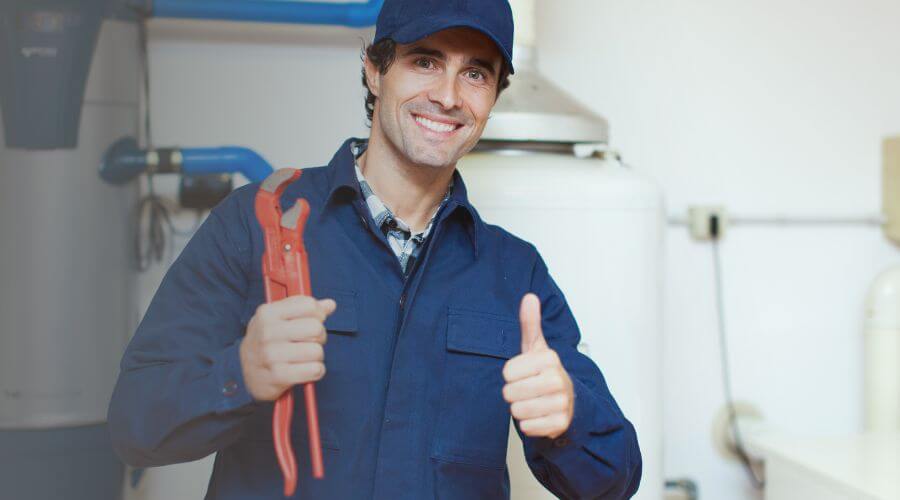 Expert burst pipe repair services in Sesser, IL